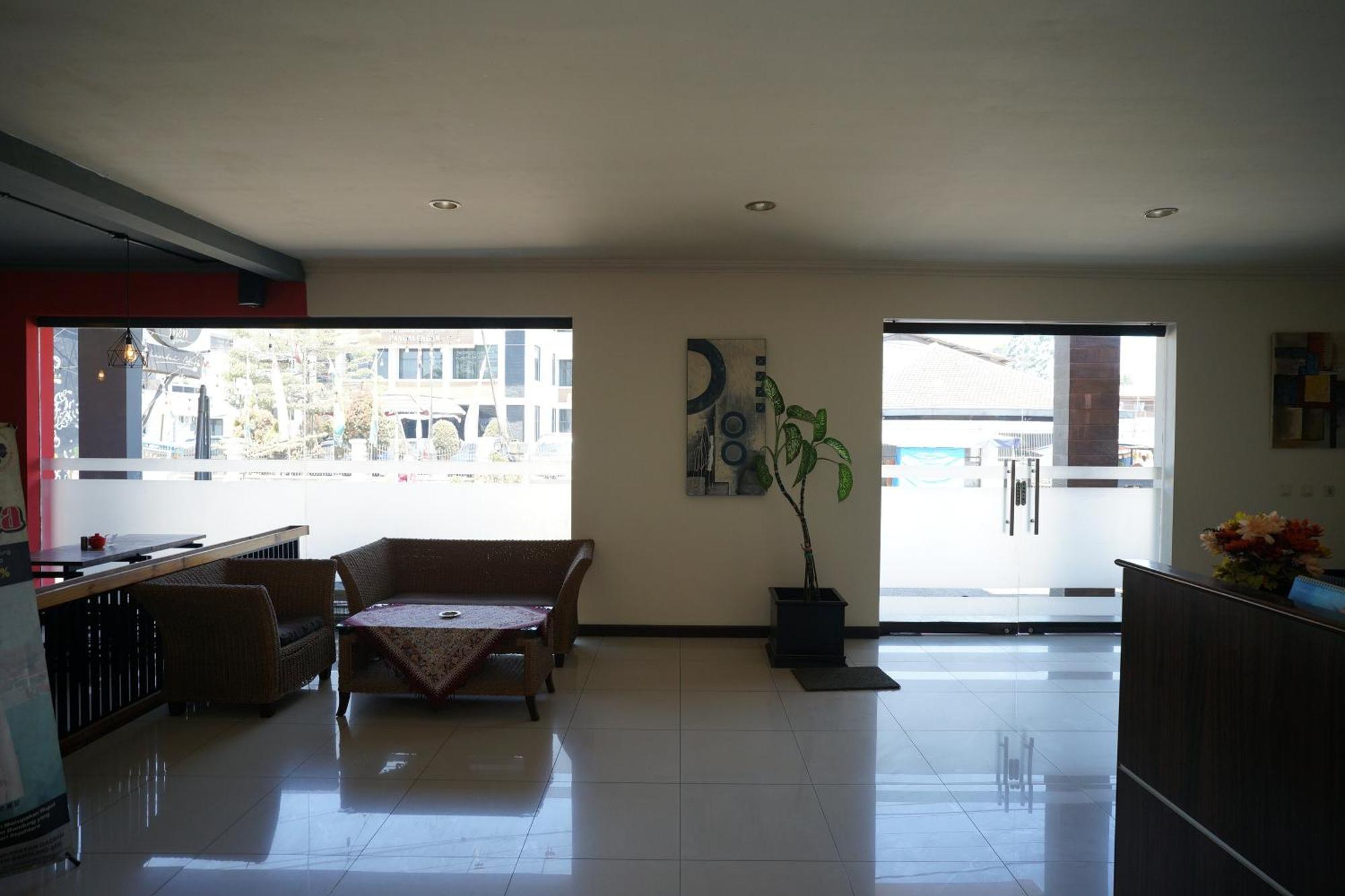 Puri Pangalengan Hotel