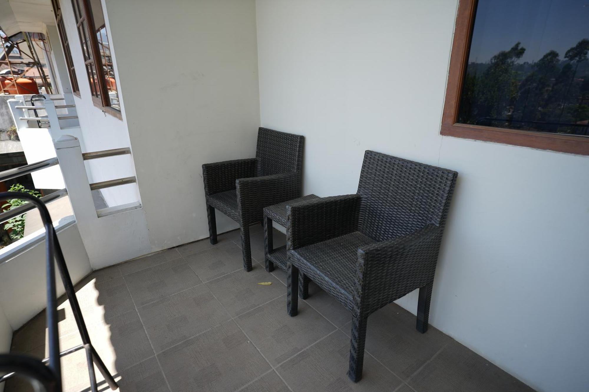 Puri Pangalengan Hotel 2*
